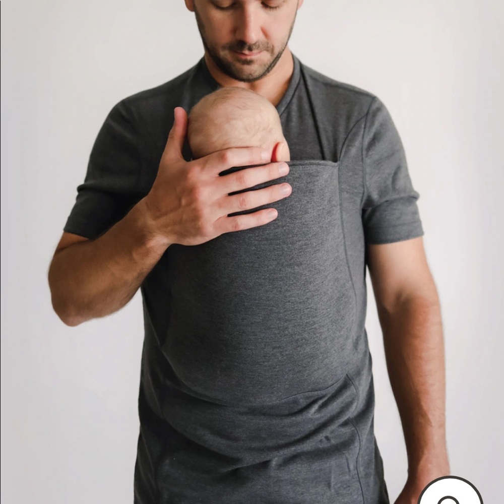 Lalabu Dad Shirt for baby wearing